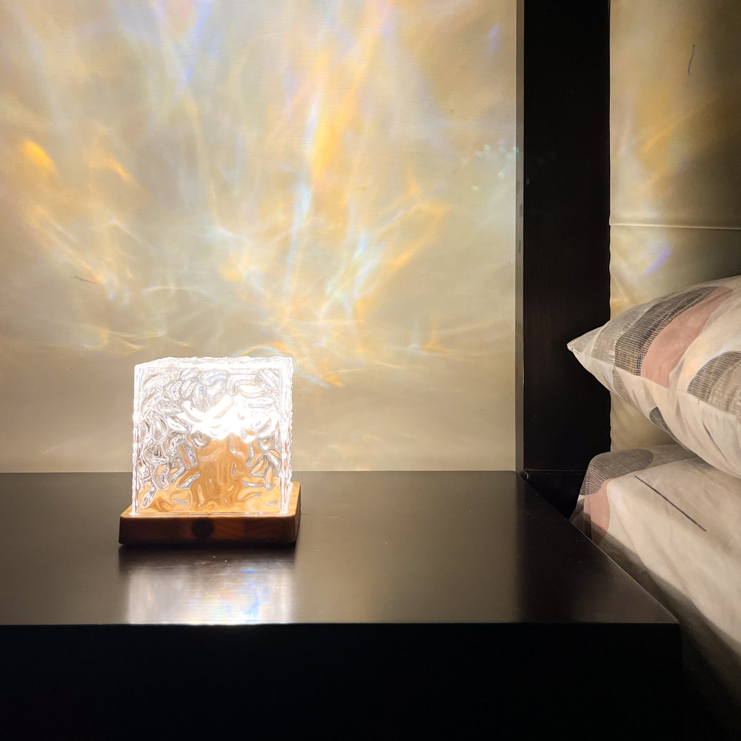 Water Ripple Projector Lamp – 16-Color Remote LED Light